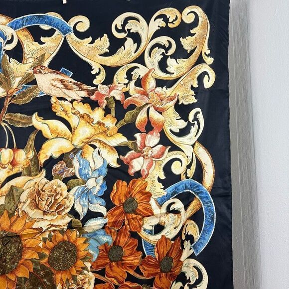 Chanel Scarf Floral Silk Multicolor Fall - Picture 8 of 15